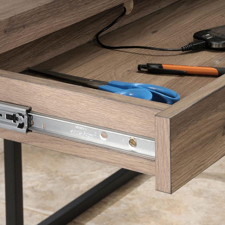 Detail for Computer desk